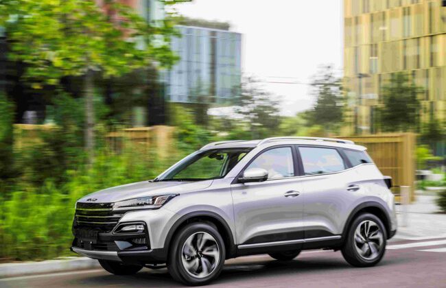 Economía/motor. Evo Lanza El Evo Cuatro En Versiones Gasolina E Híbrida Desde 16.900 Euros Con Financiación